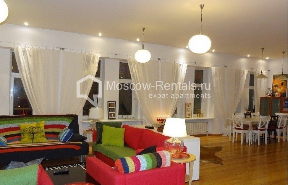 Photo #4 4-room (3 BR) apartment for <a href="http://moscow-rentals.ru/en/articles/long-term-rent" target="_blank">a long-term</a> rent
 in Russia, Moscow, Bolshoi Znamensky lane, 6
