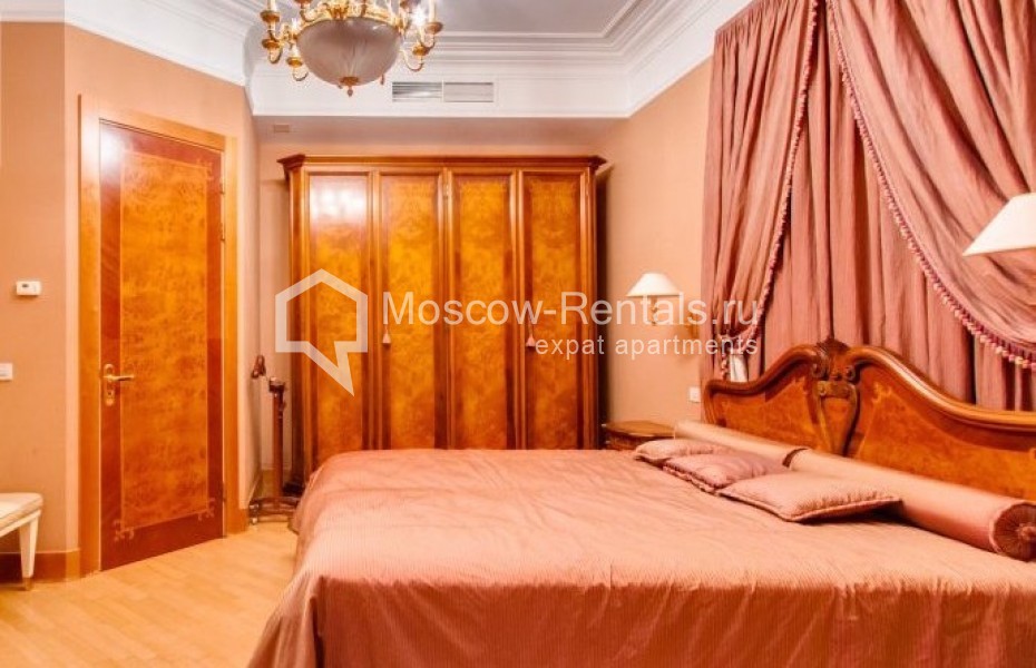 Photo #6 5-room (4 BR) apartment for <a href="http://moscow-rentals.ru/en/articles/long-term-rent" target="_blank">a long-term</a> rent
 in Russia, Moscow, Mansurovskyi lane, 5