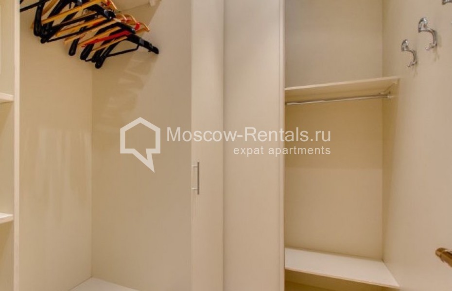 Photo #18 5-room (4 BR) apartment for <a href="http://moscow-rentals.ru/en/articles/long-term-rent" target="_blank">a long-term</a> rent
 in Russia, Moscow, Mansurovskyi lane, 5