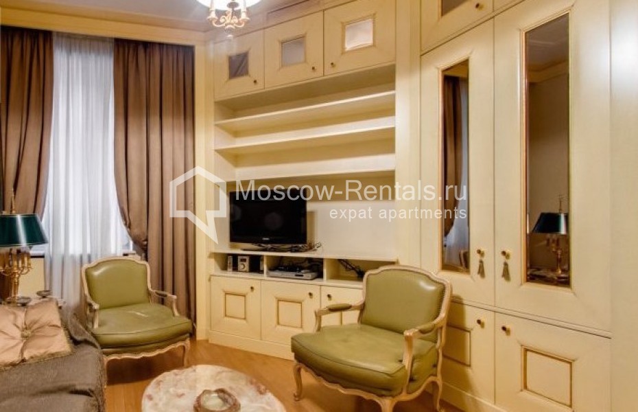 Photo #7 5-room (4 BR) apartment for <a href="http://moscow-rentals.ru/en/articles/long-term-rent" target="_blank">a long-term</a> rent
 in Russia, Moscow, Mansurovskyi lane, 5