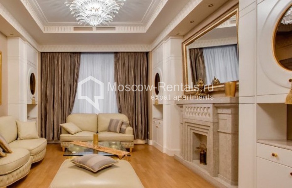 Photo #2 5-room (4 BR) apartment for <a href="http://moscow-rentals.ru/en/articles/long-term-rent" target="_blank">a long-term</a> rent
 in Russia, Moscow, Mansurovskyi lane, 5