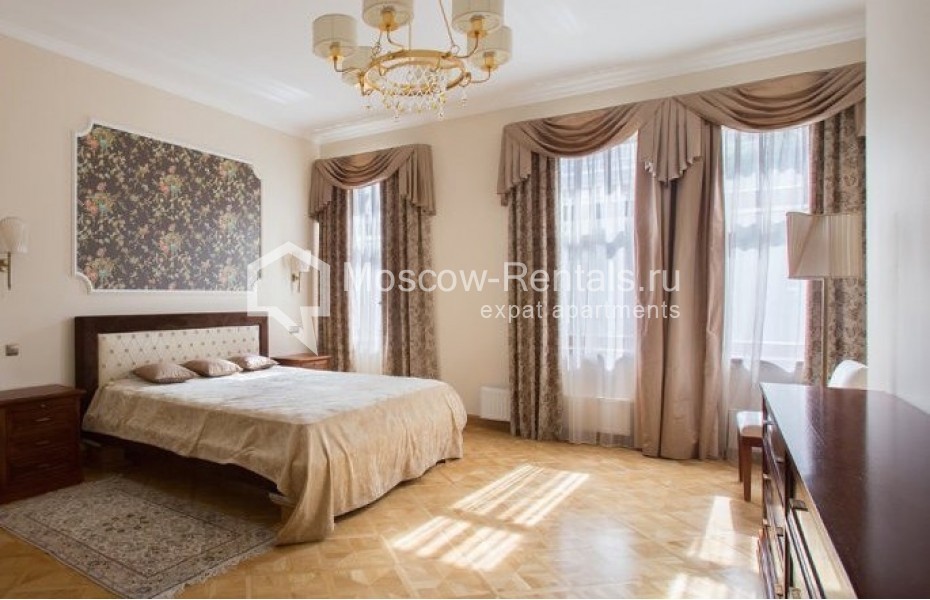 Photo #5 5-room (4 BR) apartment for <a href="http://moscow-rentals.ru/en/articles/long-term-rent" target="_blank">a long-term</a> rent
 in Russia, Moscow, Lavrushinskyi lane,11к1