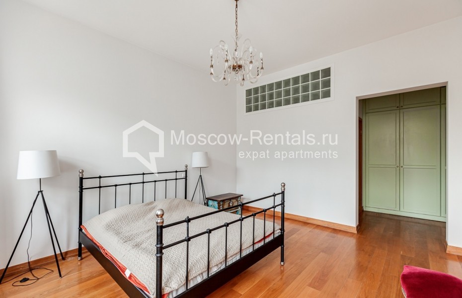 Photo #6 6-room (5 BR) apartment for <a href="http://moscow-rentals.ru/en/articles/long-term-rent" target="_blank">a long-term</a> rent
 in Russia, Moscow, Ostozhenka str, 7С1