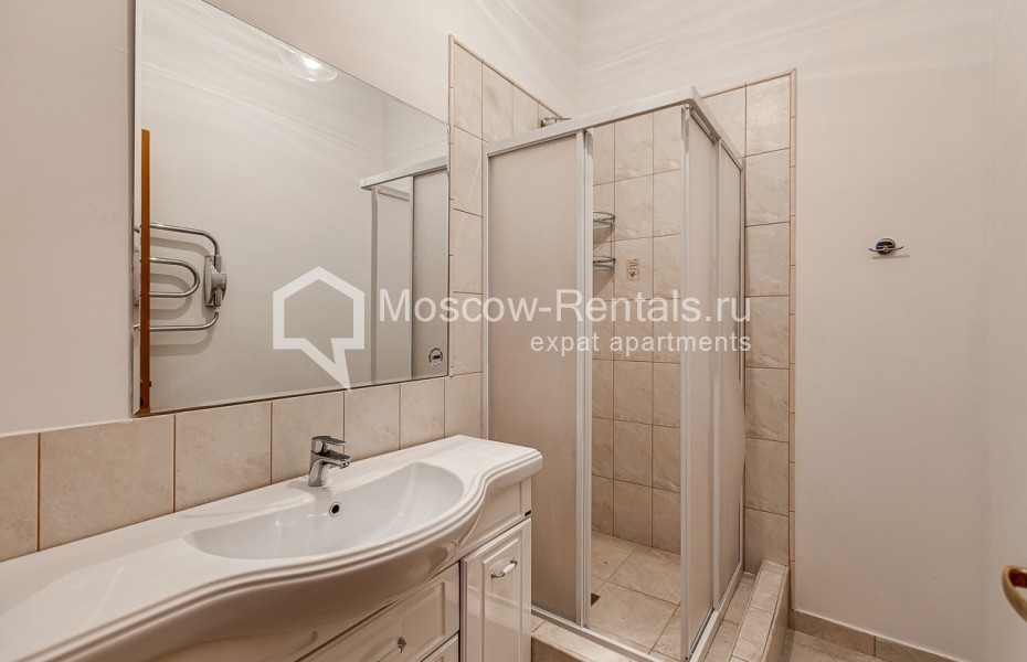 Photo #17 6-room (5 BR) apartment for <a href="http://moscow-rentals.ru/en/articles/long-term-rent" target="_blank">a long-term</a> rent
 in Russia, Moscow, Ostozhenka str, 7С1