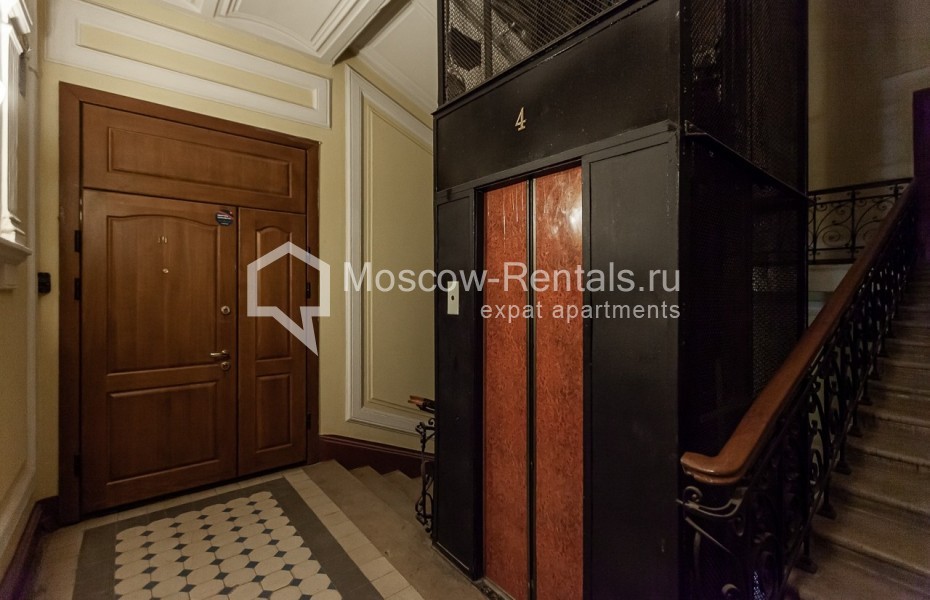 Photo #32 6-room (5 BR) apartment for <a href="http://moscow-rentals.ru/en/articles/long-term-rent" target="_blank">a long-term</a> rent
 in Russia, Moscow, Ostozhenka str, 7С1