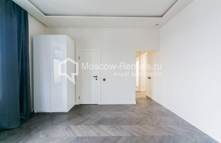 Photo #16 4-room (3 BR) apartment for <a href="http://moscow-rentals.ru/en/articles/long-term-rent" target="_blank">a long-term</a> rent
 in Russia, Moscow, Spiridonovka str, 18