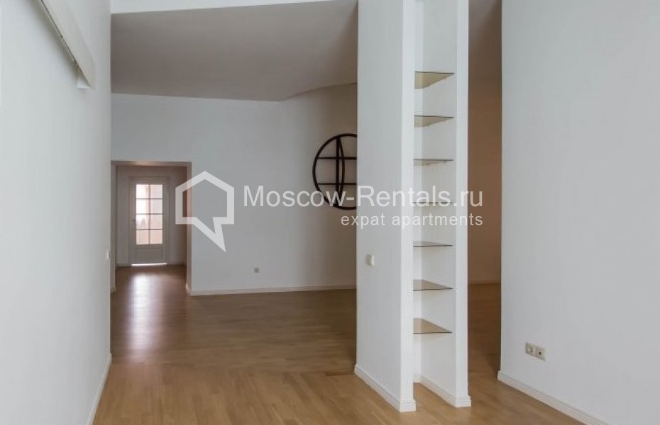 Photo #3 5-room (4 BR) apartment for <a href="http://moscow-rentals.ru/en/articles/long-term-rent" target="_blank">a long-term</a> rent
 in Russia, Moscow, B. Afanasievskyi lane, 41