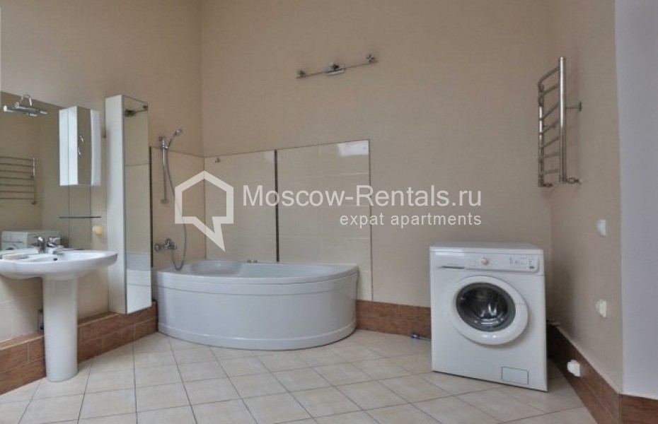 Photo #12 6-room (5 BR) apartment for <a href="http://moscow-rentals.ru/en/articles/long-term-rent" target="_blank">a long-term</a> rent
 in Russia, Moscow, Malaya Molchanovka str, 6