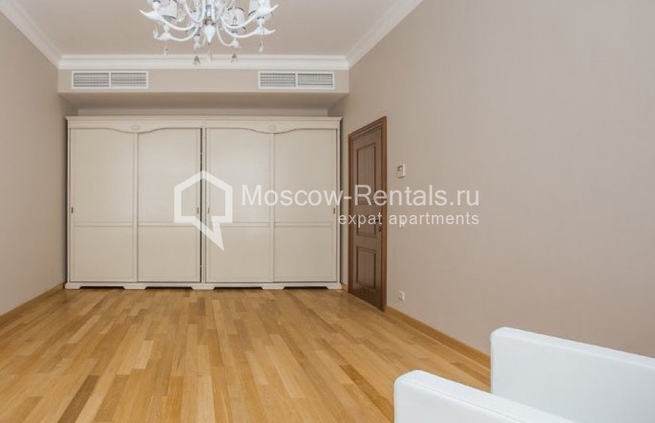 Photo #6 5-room (4 BR) apartment for <a href="http://moscow-rentals.ru/en/articles/long-term-rent" target="_blank">a long-term</a> rent
 in Russia, Moscow, Eropkinskyi lane, 16/23