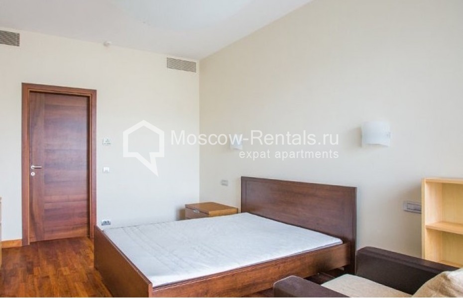 Photo #8 5-room (4 BR) apartment for <a href="http://moscow-rentals.ru/en/articles/long-term-rent" target="_blank">a long-term</a> rent
 in Russia, Moscow, 1st Zachatievskyi lane, 5