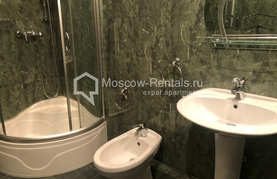 Photo #10 3-room (2 BR) apartment for <a href="http://moscow-rentals.ru/en/articles/long-term-rent" target="_blank">a long-term</a> rent
 in Russia, Moscow, Lobachevskogo str, 52К1