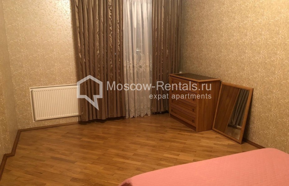 Photo #5 3-room (2 BR) apartment for <a href="http://moscow-rentals.ru/en/articles/long-term-rent" target="_blank">a long-term</a> rent
 in Russia, Moscow, Lobachevskogo str, 52К1