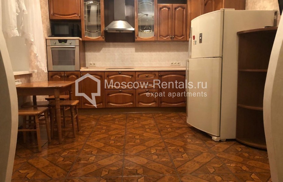Photo #3 3-room (2 BR) apartment for <a href="http://moscow-rentals.ru/en/articles/long-term-rent" target="_blank">a long-term</a> rent
 in Russia, Moscow, Lobachevskogo str, 52К1