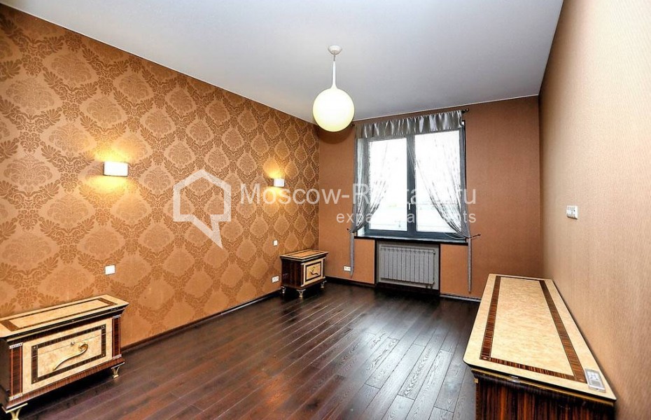 Photo #8 4-room (3 BR) apartment for <a href="http://moscow-rentals.ru/en/articles/long-term-rent" target="_blank">a long-term</a> rent
 in Russia, Moscow, Kazarmennyi lane, 3