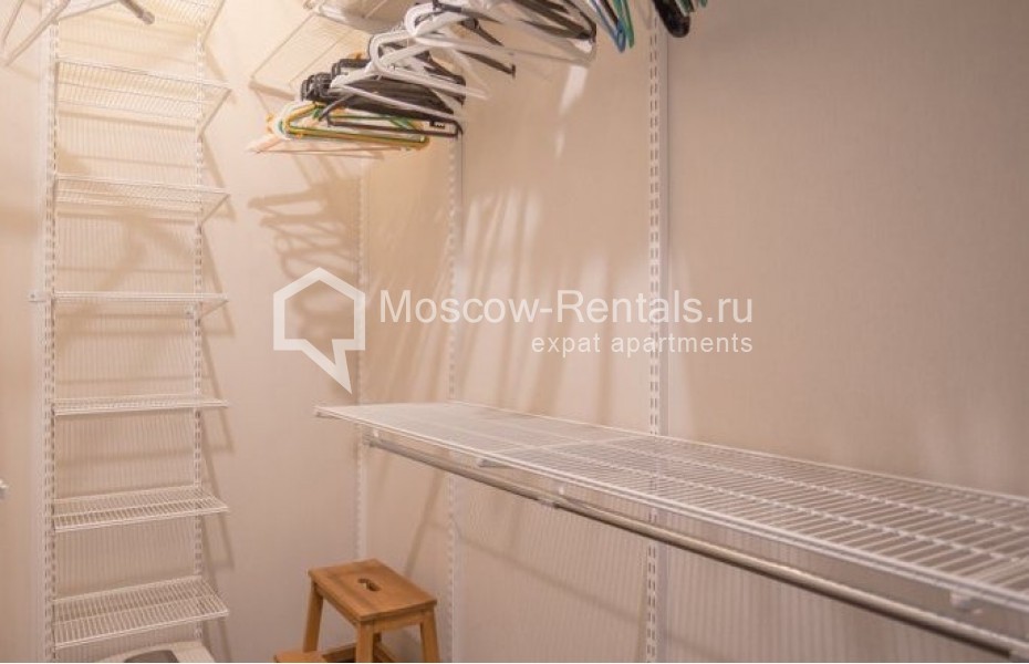 Photo #21 4-room (3 BR) apartment for <a href="http://moscow-rentals.ru/en/articles/long-term-rent" target="_blank">a long-term</a> rent
 in Russia, Moscow, Sverchkov lane, 10