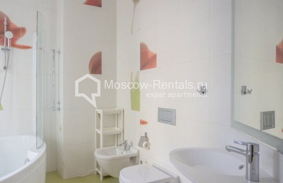 Photo #24 4-room (3 BR) apartment for <a href="http://moscow-rentals.ru/en/articles/long-term-rent" target="_blank">a long-term</a> rent
 in Russia, Moscow, Sverchkov lane, 10