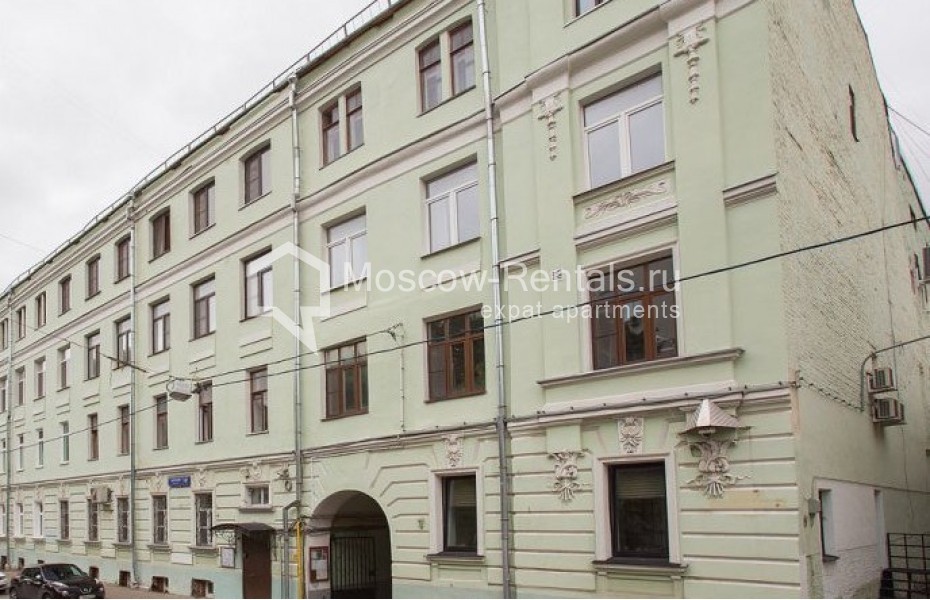 Photo #28 4-room (3 BR) apartment for <a href="http://moscow-rentals.ru/en/articles/long-term-rent" target="_blank">a long-term</a> rent
 in Russia, Moscow, Sverchkov lane, 10