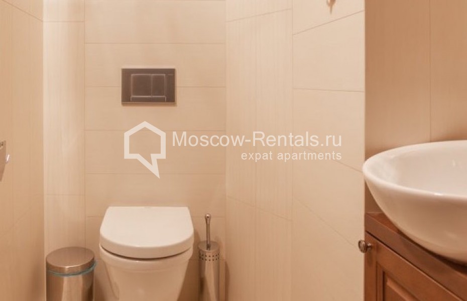 Photo #25 4-room (3 BR) apartment for <a href="http://moscow-rentals.ru/en/articles/long-term-rent" target="_blank">a long-term</a> rent
 in Russia, Moscow, Sverchkov lane, 10