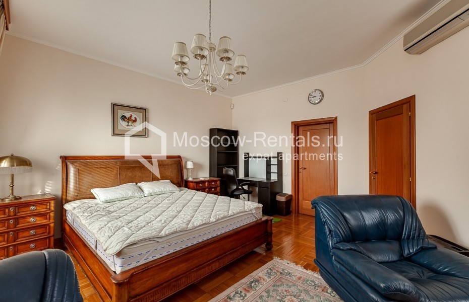 Photo #15 4-room (3 BR) apartment for <a href="http://moscow-rentals.ru/en/articles/long-term-rent" target="_blank">a long-term</a> rent
 in Russia, Moscow, Gilyarovskogo str, 4К1