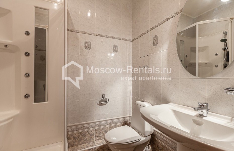 Photo #27 4-room (3 BR) apartment for <a href="http://moscow-rentals.ru/en/articles/long-term-rent" target="_blank">a long-term</a> rent
 in Russia, Moscow, Gilyarovskogo str, 4К1