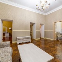Photo #1 3-room (2 BR) apartment for <a href="http://moscow-rentals.ru/en/articles/long-term-rent" target="_blank">a long-term</a> rent
 in Russia, Moscow, Stoleshnikov lane, 9С3