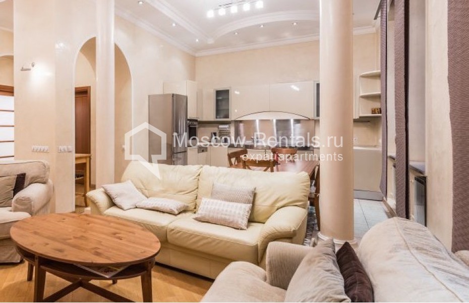 Photo #2 3-room (2 BR) apartment for <a href="http://moscow-rentals.ru/en/articles/long-term-rent" target="_blank">a long-term</a> rent
 in Russia, Moscow, Solyanka str, 1/2С2