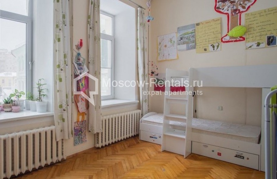 Photo #9 4-room (3 BR) apartment for <a href="http://moscow-rentals.ru/en/articles/long-term-rent" target="_blank">a long-term</a> rent
 in Russia, Moscow, Pokrovka str, 44