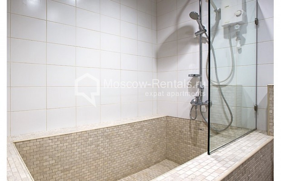 Photo #14 4-room (3 BR) apartment for <a href="http://moscow-rentals.ru/en/articles/long-term-rent" target="_blank">a long-term</a> rent
 in Russia, Moscow, Tverskaya str, 9