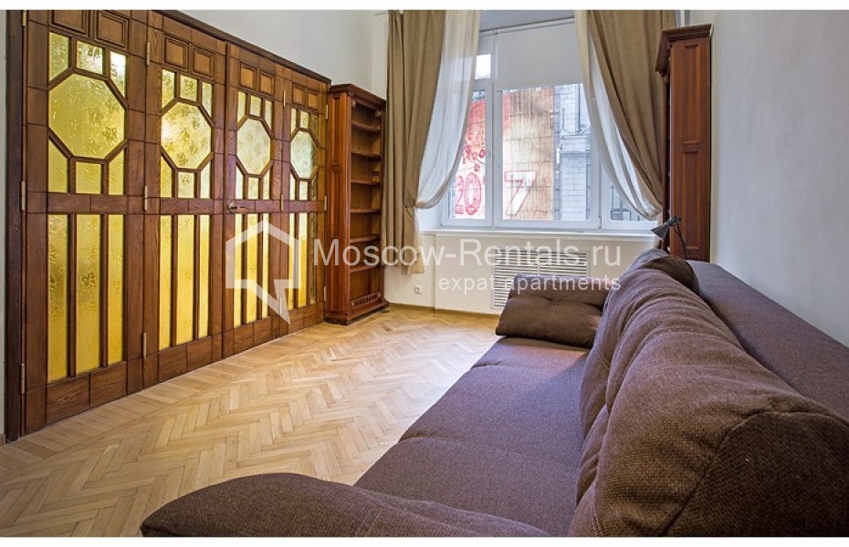 Photo #4 4-room (3 BR) apartment for <a href="http://moscow-rentals.ru/en/articles/long-term-rent" target="_blank">a long-term</a> rent
 in Russia, Moscow, Tverskaya str, 9