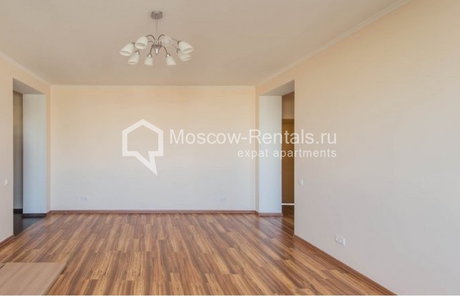 Photo #2 3-room (2 BR) apartment for <a href="http://moscow-rentals.ru/en/articles/long-term-rent" target="_blank">a long-term</a> rent
 in Russia, Moscow, Prechistenka str, 30/2