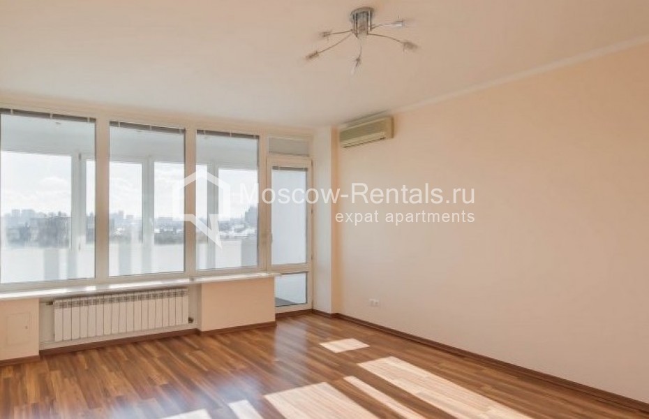 Photo #3 3-room (2 BR) apartment for <a href="http://moscow-rentals.ru/en/articles/long-term-rent" target="_blank">a long-term</a> rent
 in Russia, Moscow, Prechistenka str, 30/2