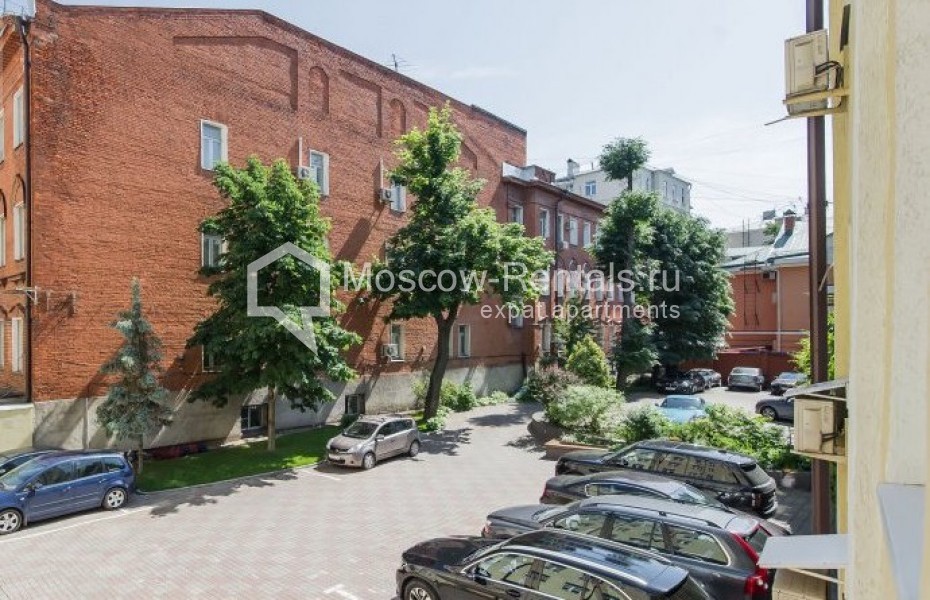 Photo #15 3-room (2 BR) apartment for <a href="http://moscow-rentals.ru/en/articles/long-term-rent" target="_blank">a long-term</a> rent
 in Russia, Moscow, Sechenovksyi lane, 9