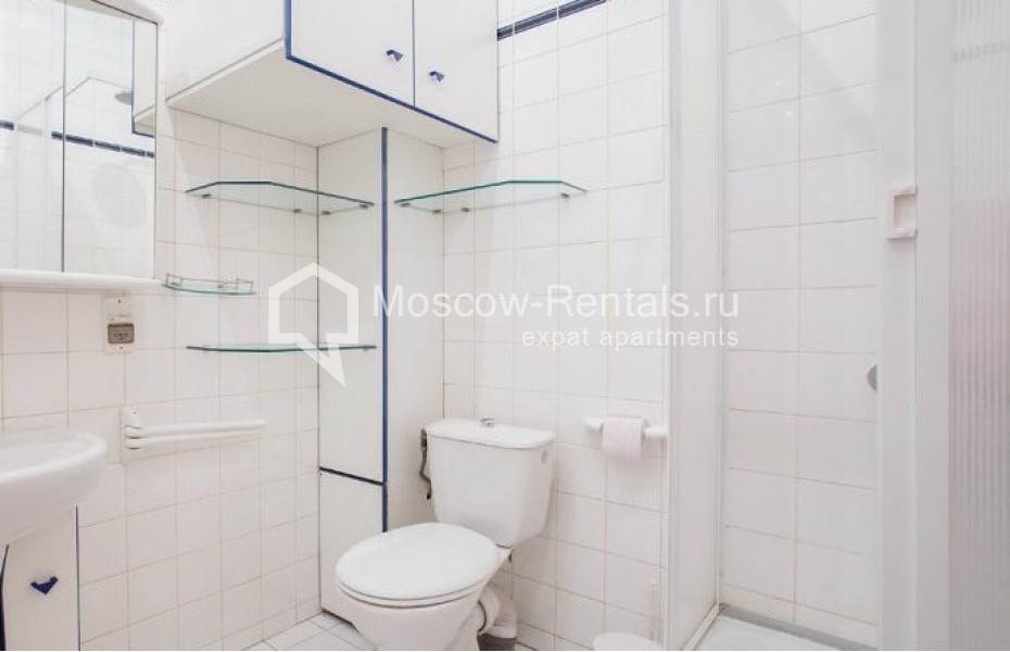 Photo #9 3-room (2 BR) apartment for <a href="http://moscow-rentals.ru/en/articles/long-term-rent" target="_blank">a long-term</a> rent
 in Russia, Moscow, Denezhnyi lane, 9/6