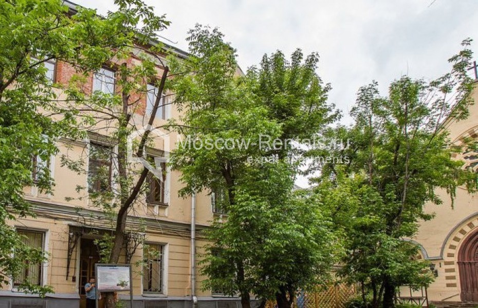 Photo #15 4-room (3 BR) apartment for <a href="http://moscow-rentals.ru/en/articles/long-term-rent" target="_blank">a long-term</a> rent
 in Russia, Moscow, Starosadskyi lane, 7/10С7