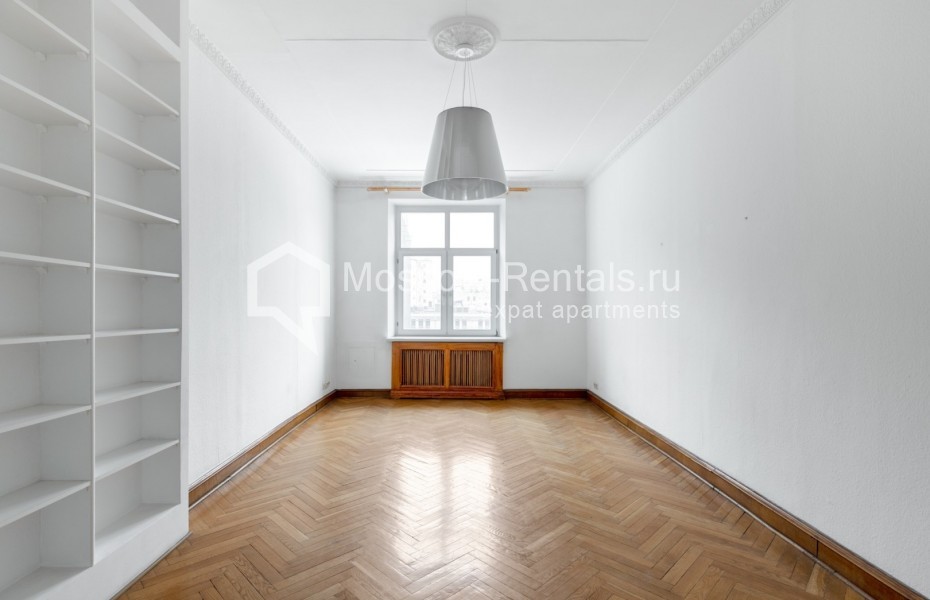 Photo #7 4-room (3 BR) apartment for <a href="http://moscow-rentals.ru/en/articles/long-term-rent" target="_blank">a long-term</a> rent
 in Russia, Moscow, Tverskaya str, 8К2