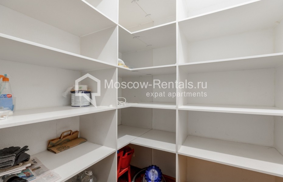 Photo #18 4-room (3 BR) apartment for <a href="http://moscow-rentals.ru/en/articles/long-term-rent" target="_blank">a long-term</a> rent
 in Russia, Moscow, Tverskaya str, 8К2