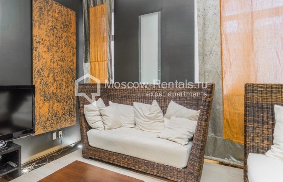 Photo #5 3-room (2 BR) apartment for <a href="http://moscow-rentals.ru/en/articles/long-term-rent" target="_blank">a long-term</a> rent
 in Russia, Moscow, Nikitskyi blv, 12