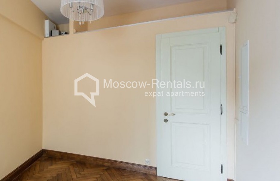 Photo #9 4-room (3 BR) apartment for <a href="http://moscow-rentals.ru/en/articles/long-term-rent" target="_blank">a long-term</a> rent
 in Russia, Moscow, Oruzheinyi lane, 25С1
