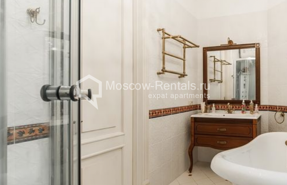 Photo #8 2-room (1 BR) apartment for <a href="http://moscow-rentals.ru/en/articles/long-term-rent" target="_blank">a long-term</a> rent
 in Russia, Moscow, Goncharnaya str, 3С3