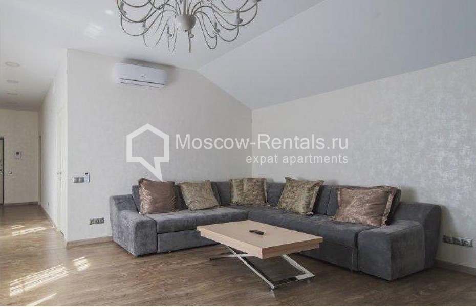 Photo #4 3-room (2 BR) apartment for <a href="http://moscow-rentals.ru/en/articles/long-term-rent" target="_blank">a long-term</a> rent
 in Russia, Moscow, Arbat str, 15/43