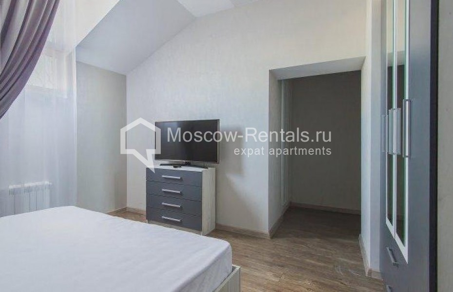 Photo #11 3-room (2 BR) apartment for <a href="http://moscow-rentals.ru/en/articles/long-term-rent" target="_blank">a long-term</a> rent
 in Russia, Moscow, Arbat str, 15/43