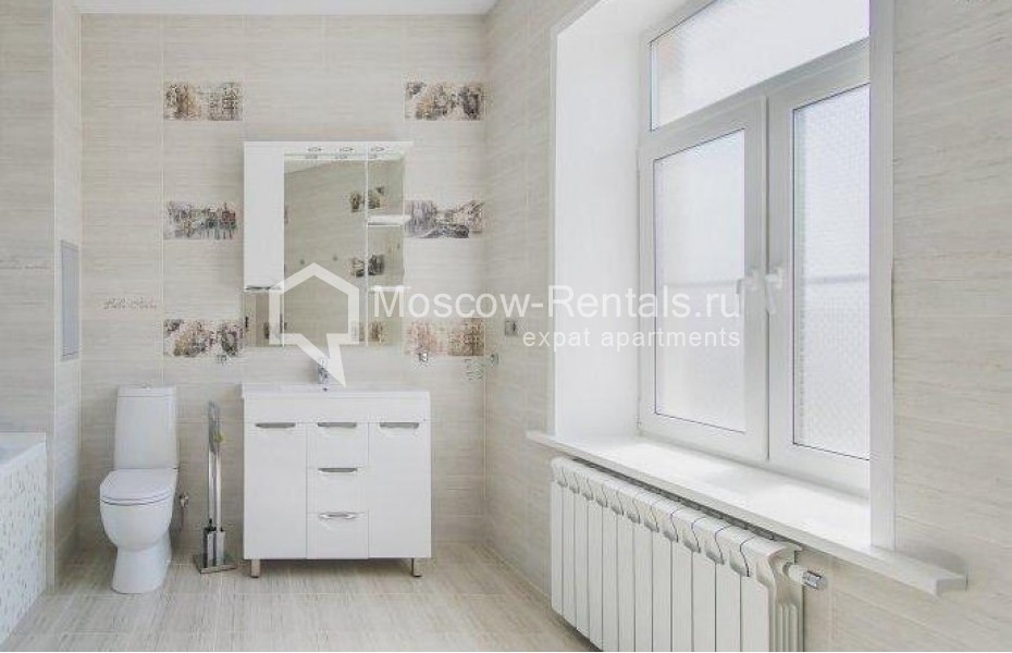 Photo #14 3-room (2 BR) apartment for <a href="http://moscow-rentals.ru/en/articles/long-term-rent" target="_blank">a long-term</a> rent
 in Russia, Moscow, Arbat str, 15/43