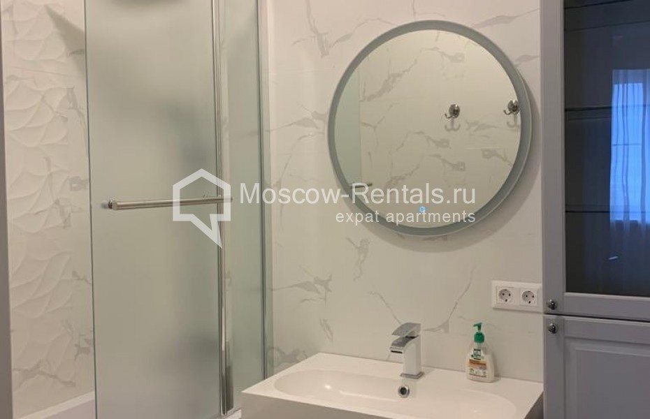 Photo #9 3-room (2 BR) apartment for <a href="http://moscow-rentals.ru/en/articles/long-term-rent" target="_blank">a long-term</a> rent
 in Russia, Moscow, Gagarinskyi lane