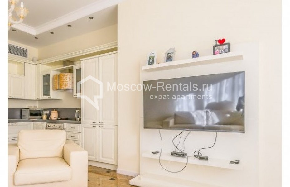 Photo #3 4-room (3 BR) apartment for <a href="http://moscow-rentals.ru/en/articles/long-term-rent" target="_blank">a long-term</a> rent
 in Russia, Moscow, Gruzinskaya str, 69