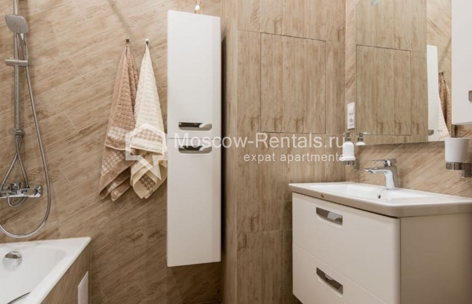 Photo #11 2-room (1 BR) apartment for <a href="http://moscow-rentals.ru/en/articles/long-term-rent" target="_blank">a long-term</a> rent
 in Russia, Moscow, Potapovskyi lane, 10