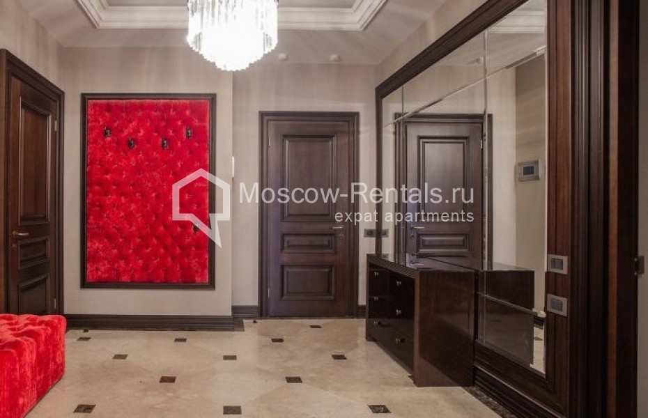 Photo #17 3-room (2 BR) apartment for <a href="http://moscow-rentals.ru/en/articles/long-term-rent" target="_blank">a long-term</a> rent
 in Russia, Moscow, Khlynivskyi tupik, 4