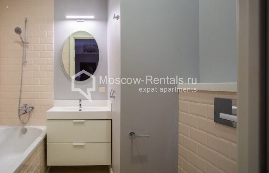 Photo #13 4-room (3 BR) apartment for <a href="http://moscow-rentals.ru/en/articles/long-term-rent" target="_blank">a long-term</a> rent
 in Russia, Moscow, Prechistenka str, 10/2С2б