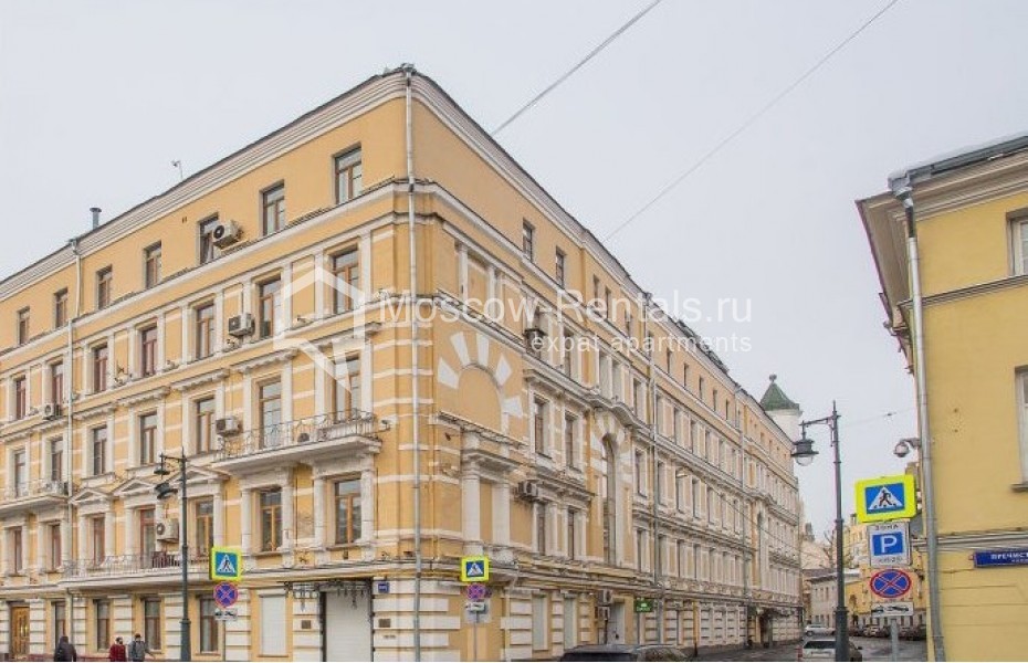 Photo #18 4-room (3 BR) apartment for <a href="http://moscow-rentals.ru/en/articles/long-term-rent" target="_blank">a long-term</a> rent
 in Russia, Moscow, Prechistenka str, 10/2С2б
