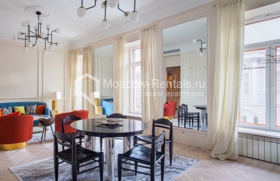 Photo #2 4-room (3 BR) apartment for <a href="http://moscow-rentals.ru/en/articles/long-term-rent" target="_blank">a long-term</a> rent
 in Russia, Moscow, Prechistenka str, 10/2С2б