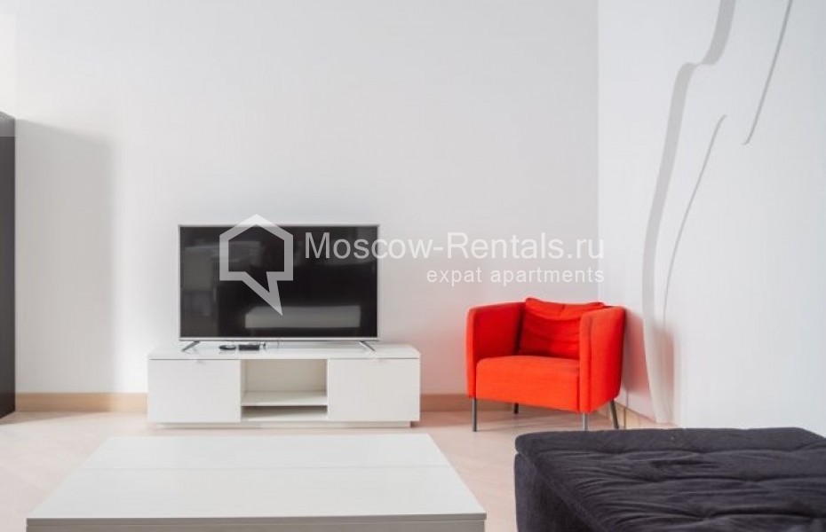 Photo #5 4-room (3 BR) apartment for <a href="http://moscow-rentals.ru/en/articles/long-term-rent" target="_blank">a long-term</a> rent
 in Russia, Moscow, B. Sergievskyi lane, 5